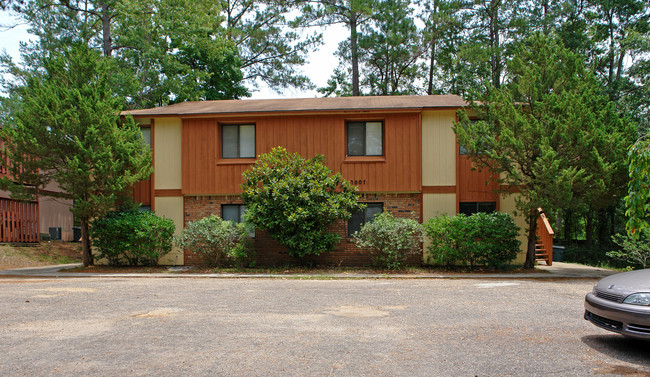 2007 Bradford Ct in Tallahassee, FL - Building Photo - Building Photo