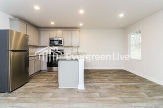 4830 Station Ln in Union City, GA - Building Photo - Building Photo