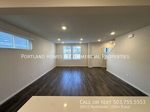 10513 NE 120th Pl in Vancouver, WA - Foto de edificio - Building Photo