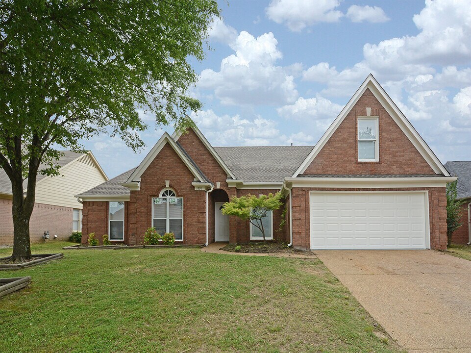 1991 Abbott Cove in Memphis, TN - Building Photo