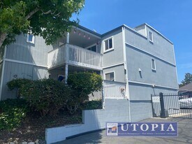 112 Canfield Ave in Santa Cruz, CA - Building Photo