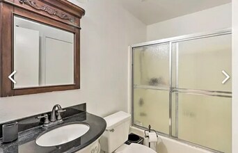 4201 N 20th St in Phoenix, AZ - Building Photo - Building Photo