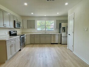 1543 20th St in Sarasota, FL - Building Photo - Building Photo