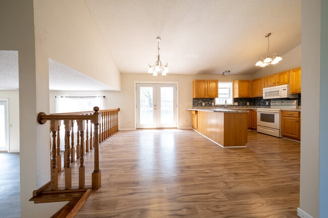15649 Crestone Path in Rosemount, MN - Building Photo - Building Photo