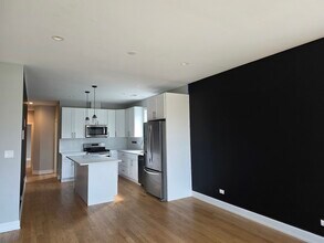 3745 S Lake Park Ave in Chicago, IL - Building Photo - Building Photo