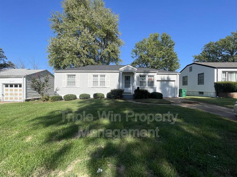 1205 Nectar Dr in St. Louis, MO - Building Photo