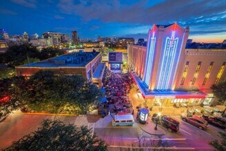 3530 Travis St in Dallas, TX - Building Photo - Building Photo