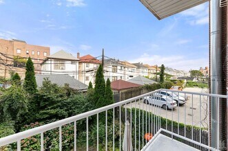 41-36 66th St in Queens, NY - Building Photo - Building Photo