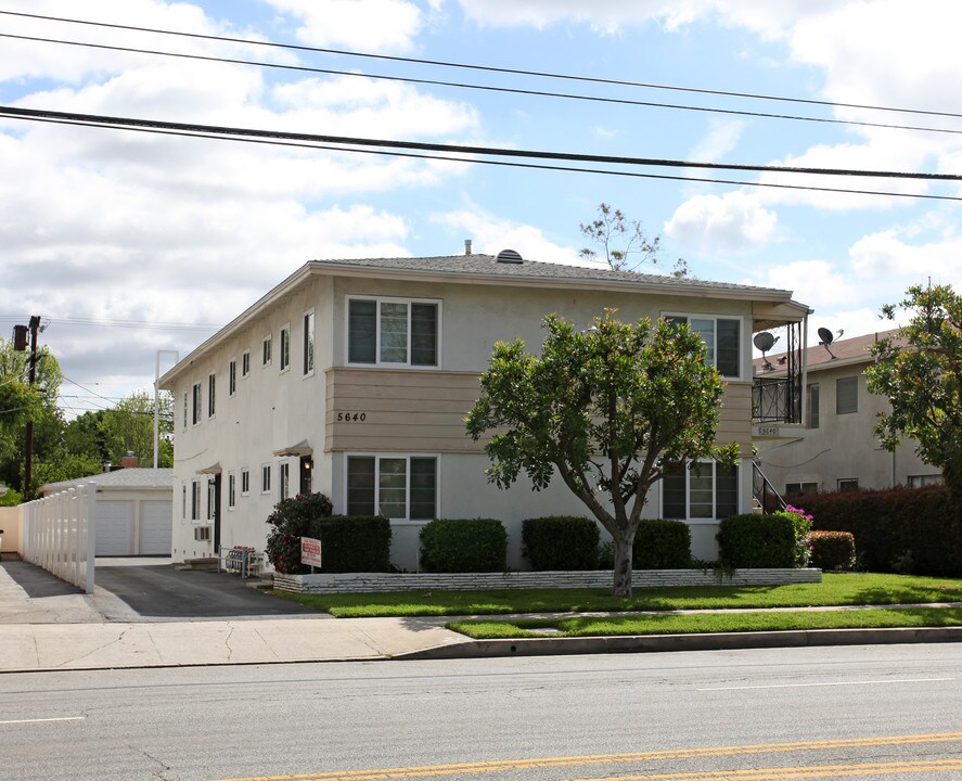 5640 Kester Ave in Van Nuys, CA - Building Photo