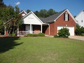 2710 Meadow Gate Way in Loganville, GA - Building Photo