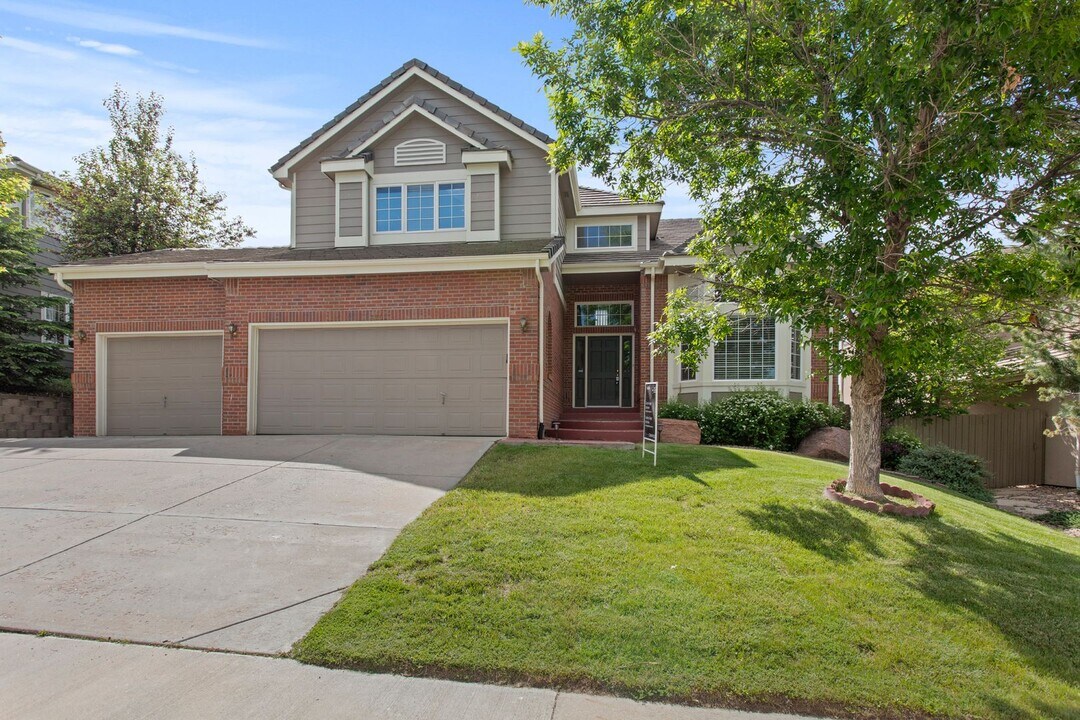 625 S Snowmass Cir in Louisville, CO - Building Photo