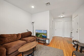 240.5 South St in Jersey City, NJ - Building Photo - Building Photo