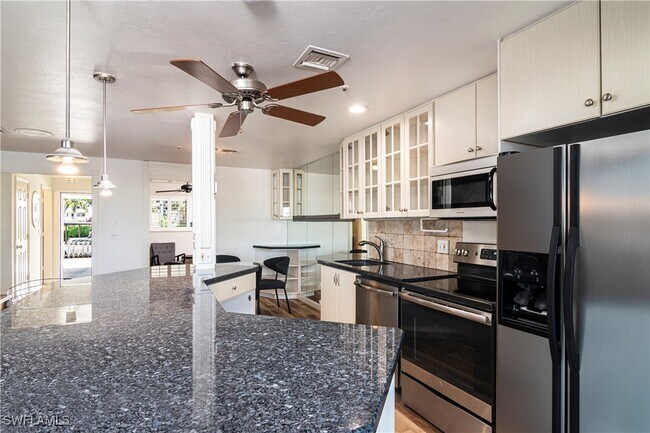 property at 810 River Point Dr