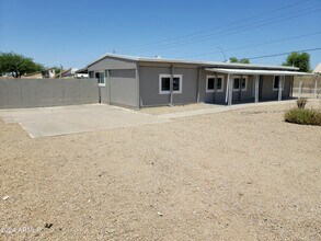 2749 E Beardsley Rd in Phoenix, AZ - Building Photo - Building Photo