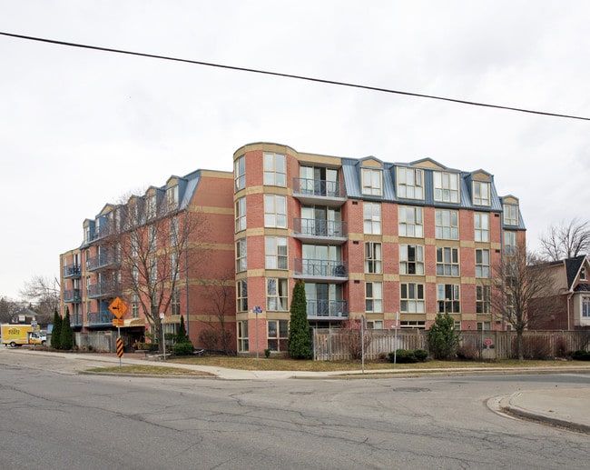 356 Mcrae Dr
