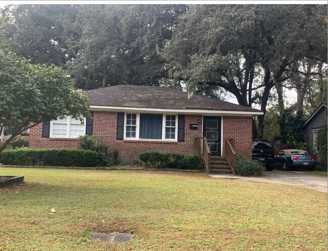 property at 305 E 66th St