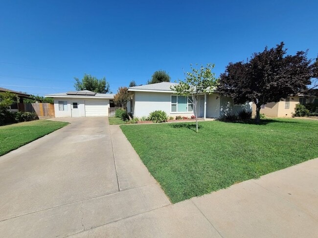 property at 475 N Perry Ave