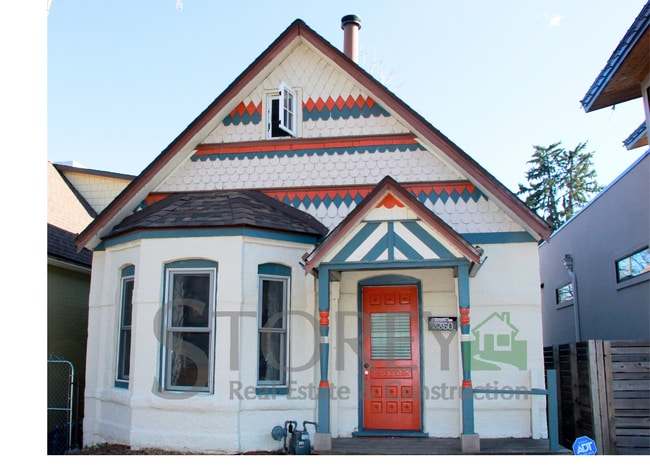 property at 3350 W Moncrieff Pl