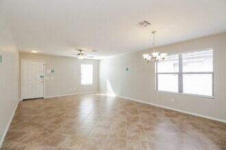 8528 E Desert Ln in Mesa, AZ - Building Photo - Building Photo