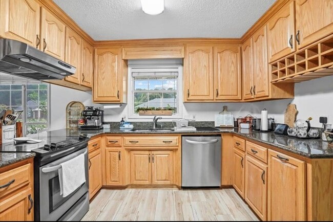 107 Britt Dr, Unit 107 Britt Drive #1 in Enterprise, AL - Building Photo - Building Photo