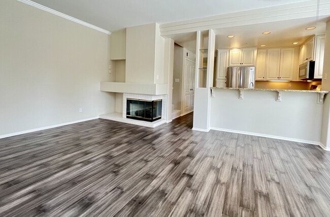 12604 Carmel Country Rd in San Diego, CA - Building Photo - Building Photo