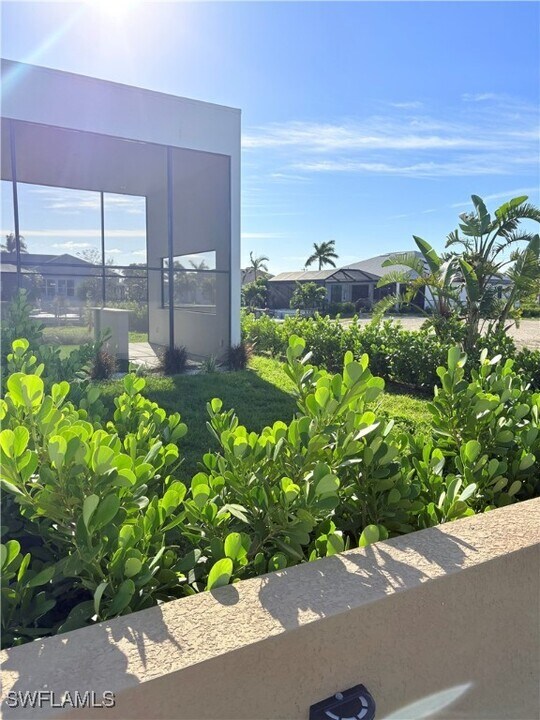 3923 SW 13th Ave in Cape Coral, FL - Building Photo