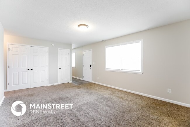 property at 1810 Vista Dr
