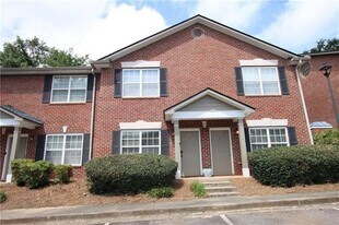 460 S Barnett Shoals Rd in Athens, GA - Building Photo