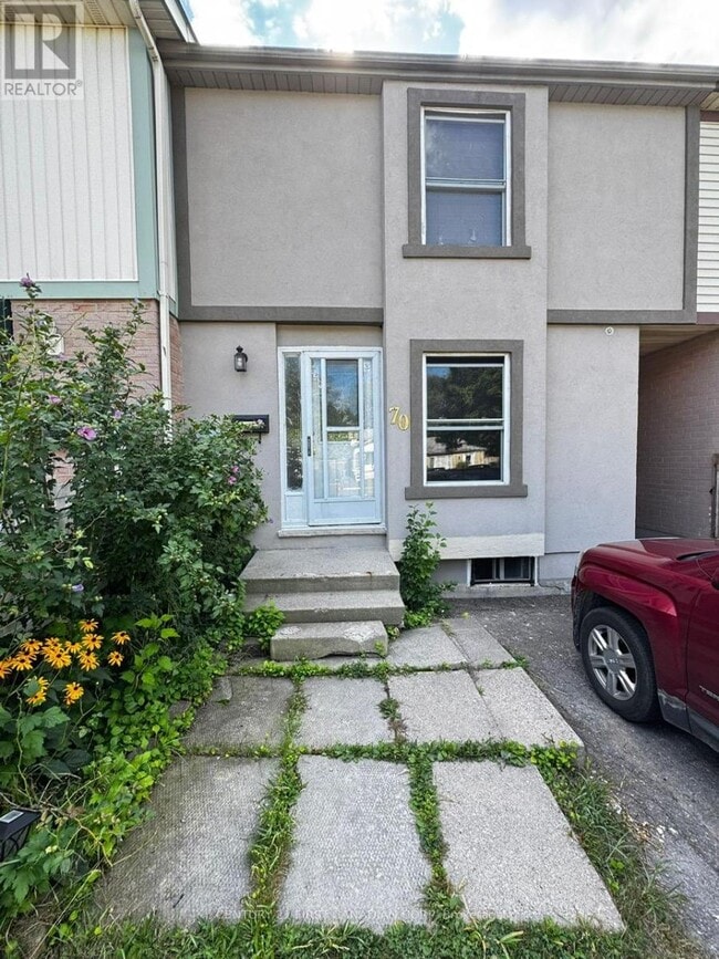 property at 70 Adswood Rd