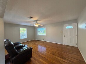 418 Waverly Dr in Corpus Christi, TX - Building Photo - Building Photo