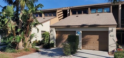 4574 Winston Ln N in Sarasota, FL - Building Photo - Building Photo