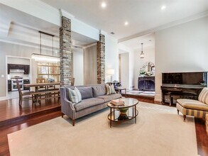 16102 Shadybank Dr in Dallas, TX - Building Photo - Building Photo