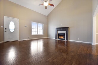 1135 Lamont Ct in Clarksville, TN - Building Photo - Building Photo