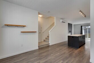 15778-15785 85 Ave in Surrey, BC - Building Photo - Building Photo