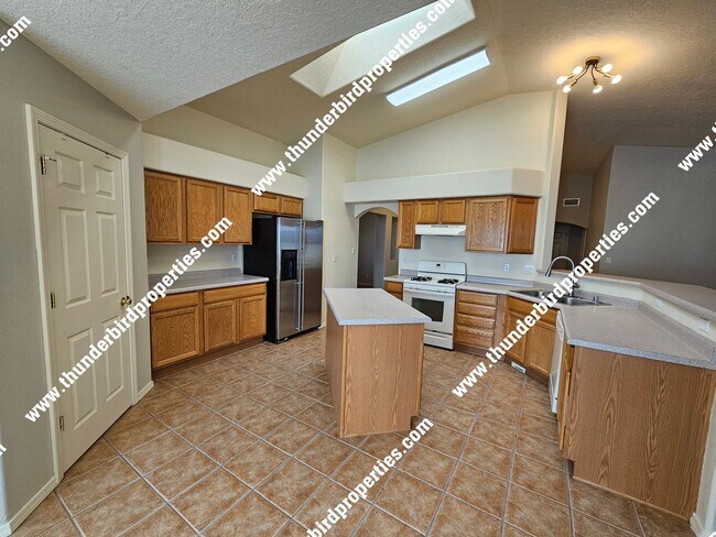 76 2nd St SE in Rio Rancho, NM - Building Photo - Building Photo