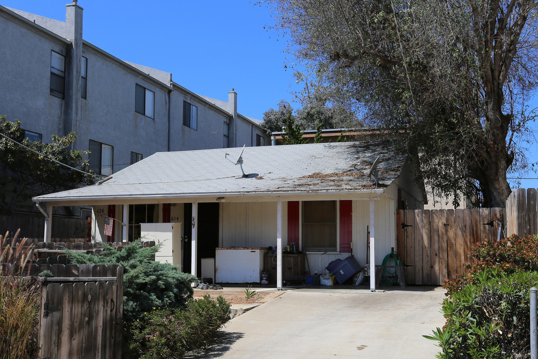 614-620 13th St in Imperial Beach, CA - Building Photo