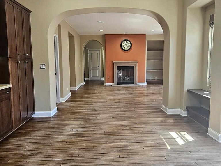 42 Great Lawn in Irvine, CA - Building Photo