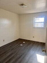 Greenbrier West in Roanoke, VA - Building Photo - Interior Photo