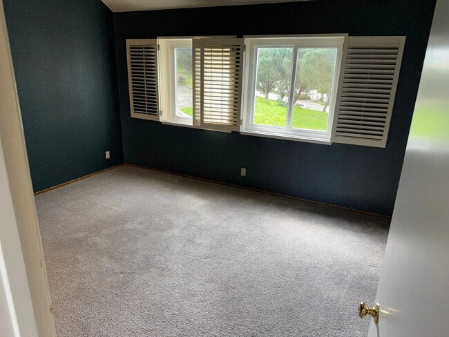 property at 420 Pointe Pacific Dr