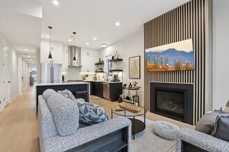 4119 N Ashland Ave in Chicago, IL - Building Photo - Building Photo