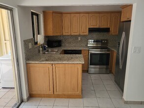 10851 SW 2nd St in Miami, FL - Building Photo - Building Photo