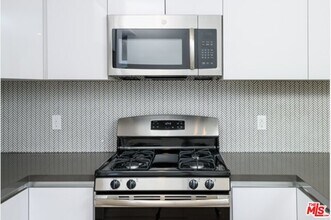 100 S Orlando Ave-Unit -ph3 in West Hollywood, CA - Foto de edificio - Building Photo