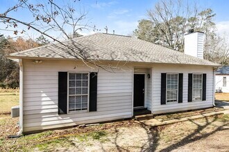 120 Mann Blvd in Stockbridge, GA - Building Photo - Building Photo