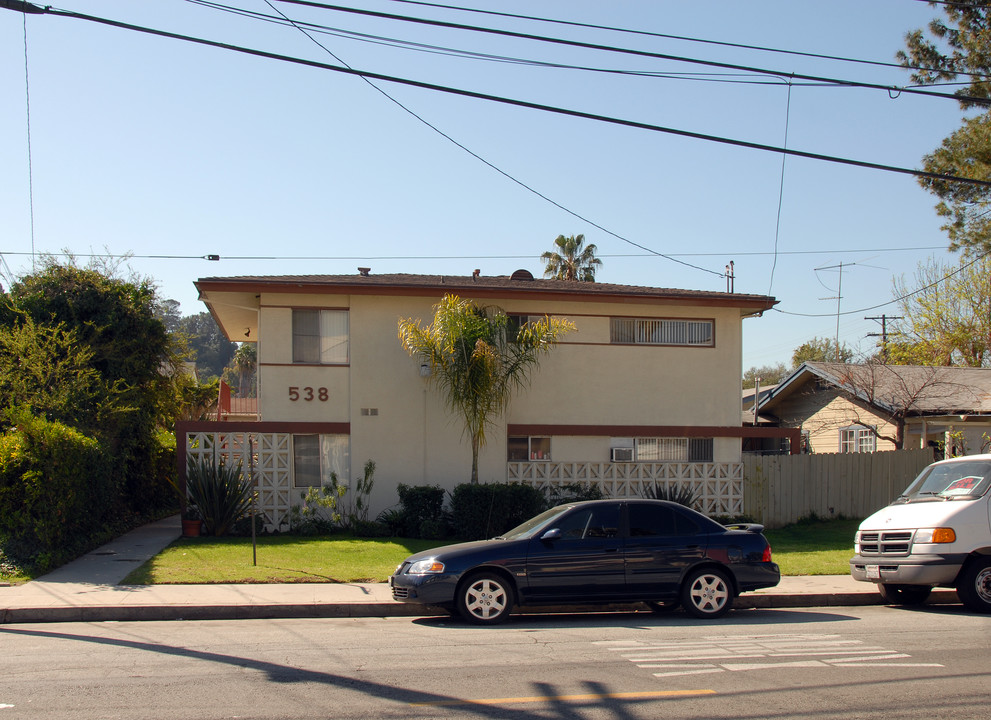 538 E Palmer Ave in Glendale, CA - Building Photo