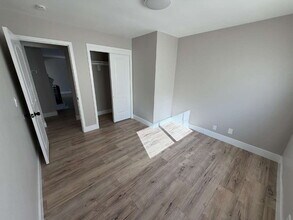 2804 Elmwood Ave in Bakersfield, CA - Foto de edificio - Building Photo