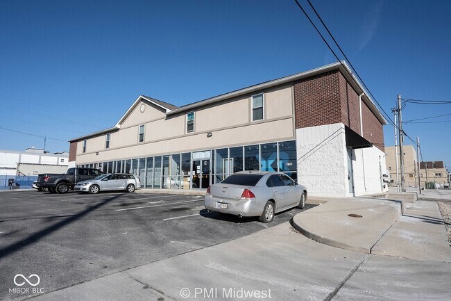 1702 W Michigan St in Indianapolis, IN - Building Photo - Building Photo