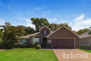 612 Peterhouse Dr in McKinney, TX - Building Photo