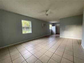 1408 Spencer Ct in Plant City, FL - Building Photo - Building Photo