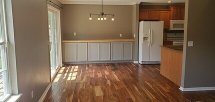 315 Bay Pointe Ln in Columbia, MO - Building Photo - Building Photo