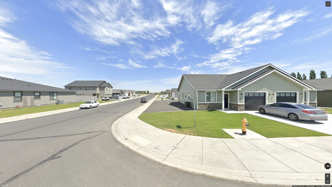 4081 Quinn Dr NE in Moses Lake, WA - Building Photo - Building Photo